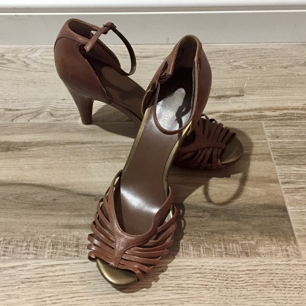 KC Reaction Heels